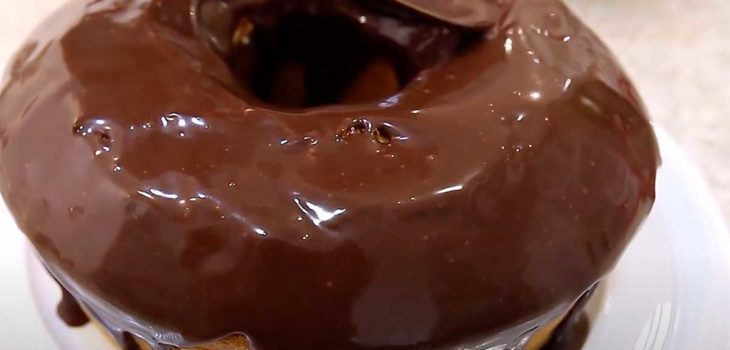 Bolo de cenoura simples