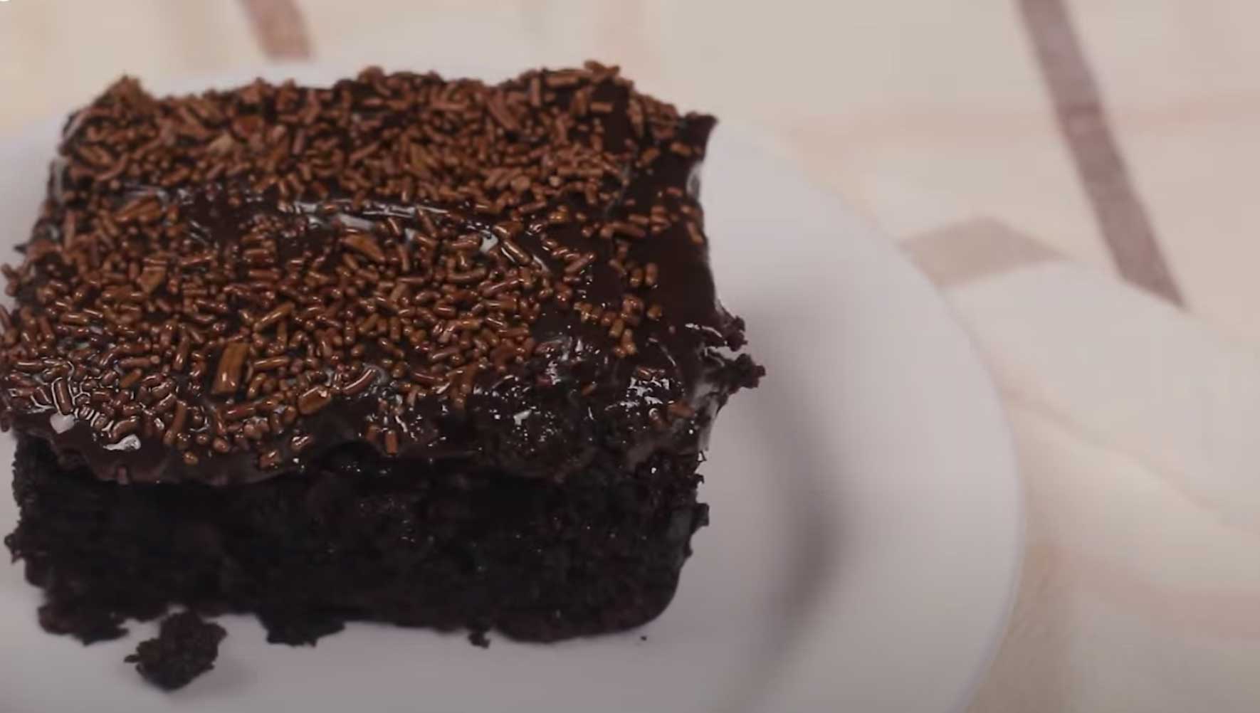 Bolo nega maluca de chocolate