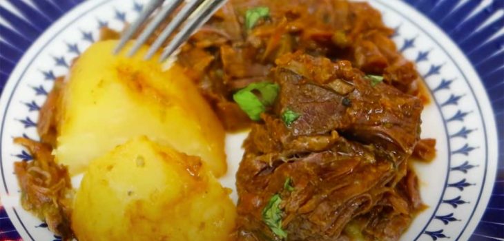 Carne de panela com batata
