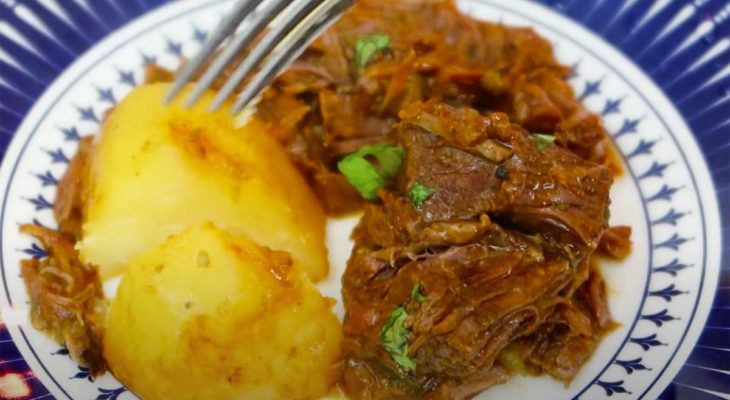 Carne de panela com batata