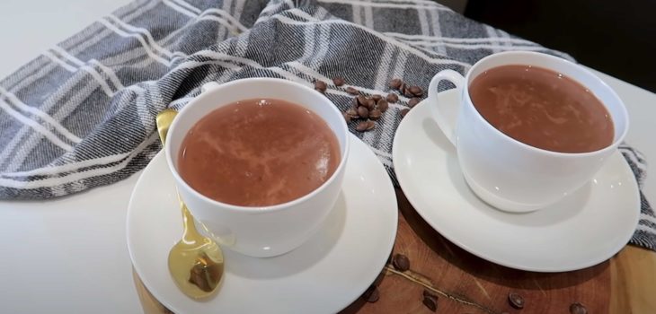 Chocolate quente de Nescau