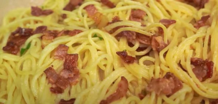 Macarrão com bacon