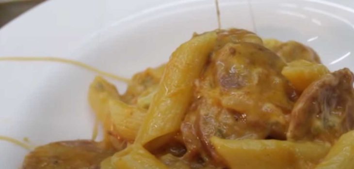 Macarrão na panela de pressão