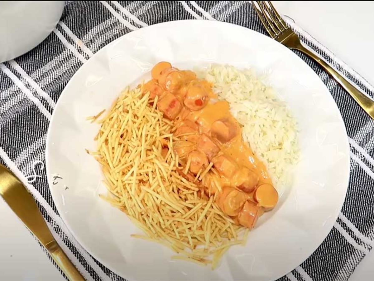 Strogonoff de salsicha