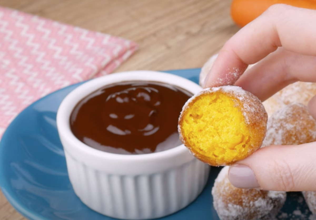Bolinho de chuva de cenoura