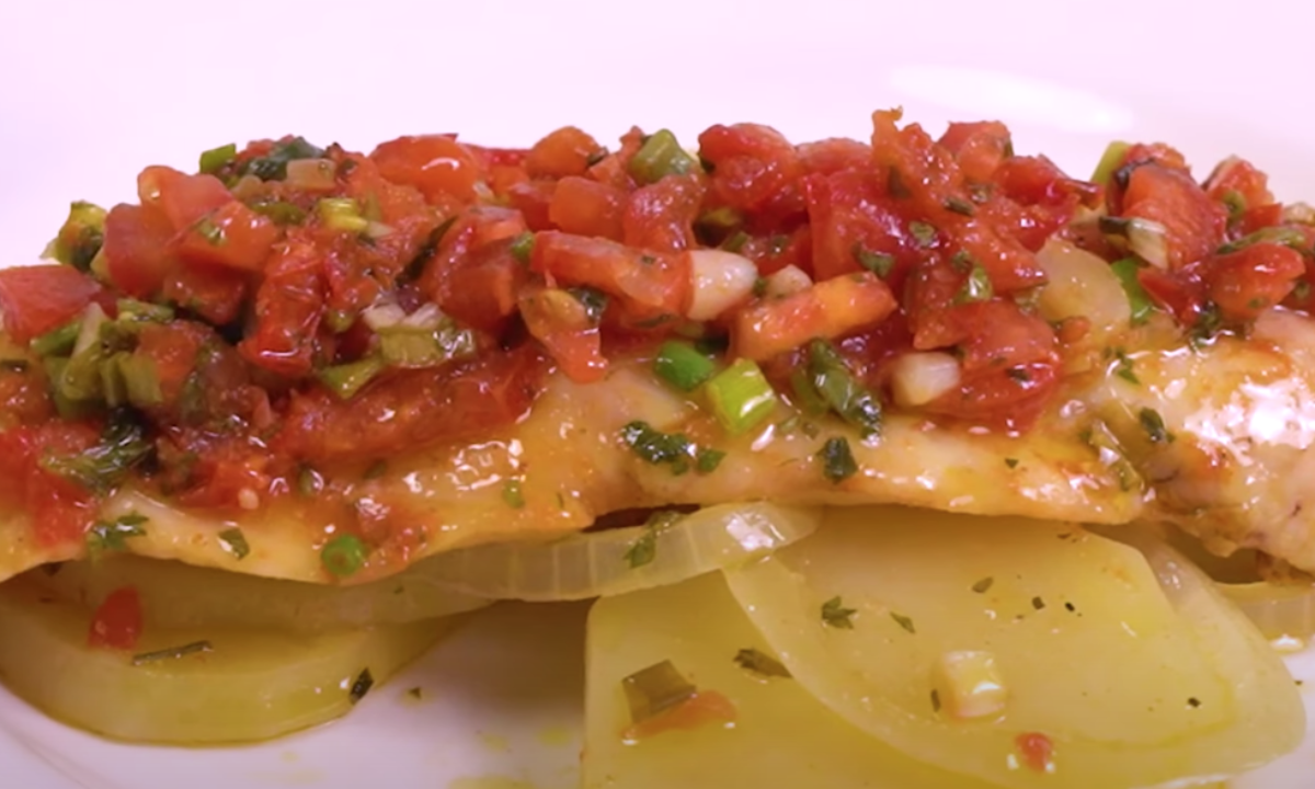 Filé de peixe assado
